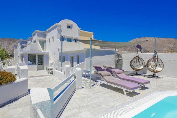 One And Only Beachfront Rooms Perissa  Bagian luar foto