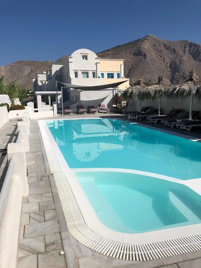 One And Only Beachfront Rooms Perissa  Bagian luar foto